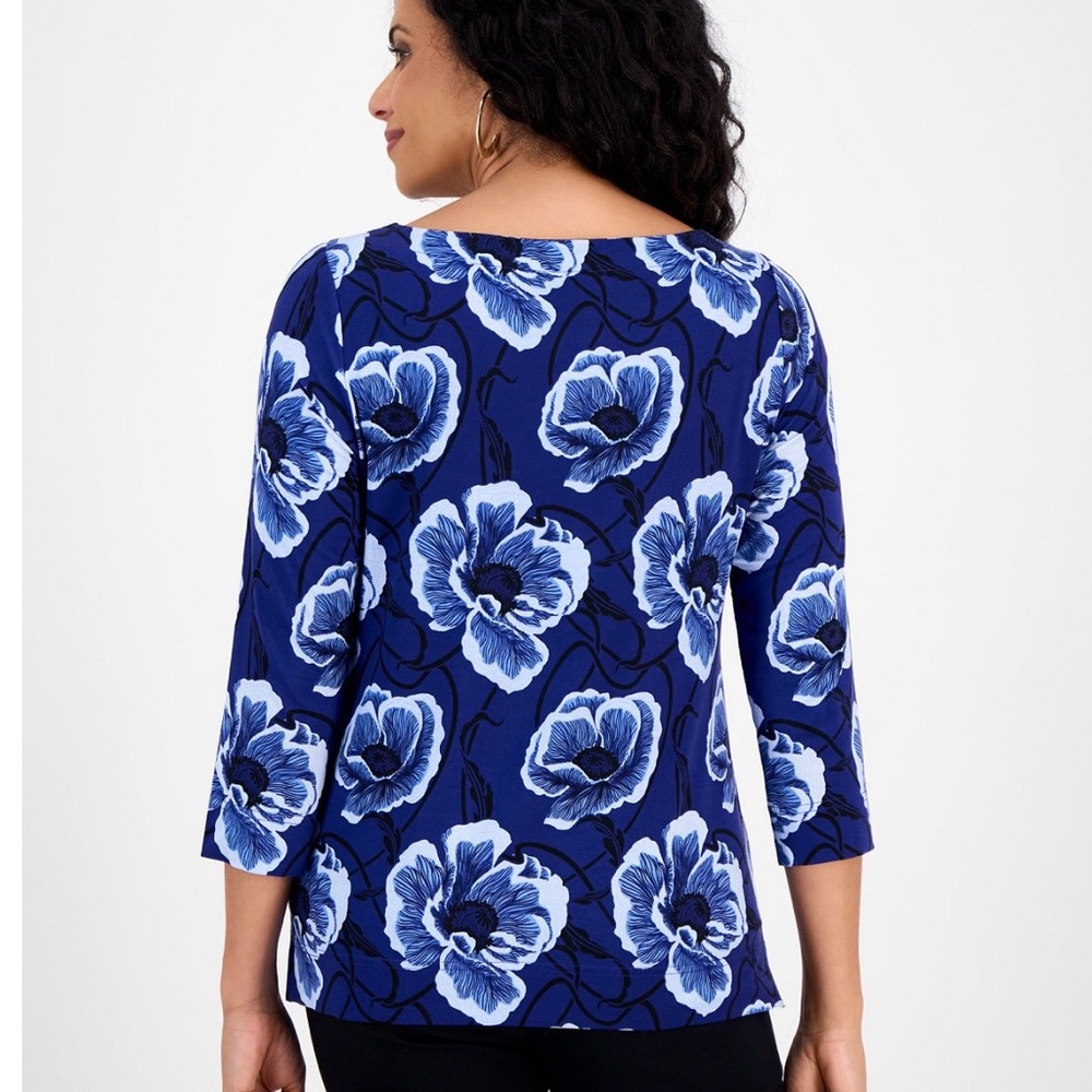 Women's Floral Print 3/4-Sleeve Boat-Neck Top - Picture 2 of 2